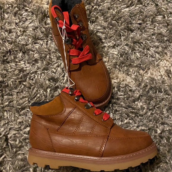 Cat & Jack Other - New Cat & Jack Boots